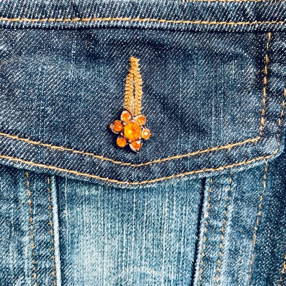 Super Cute Olsen Europe Stretch Denim Jacket - Picture 4 of 8